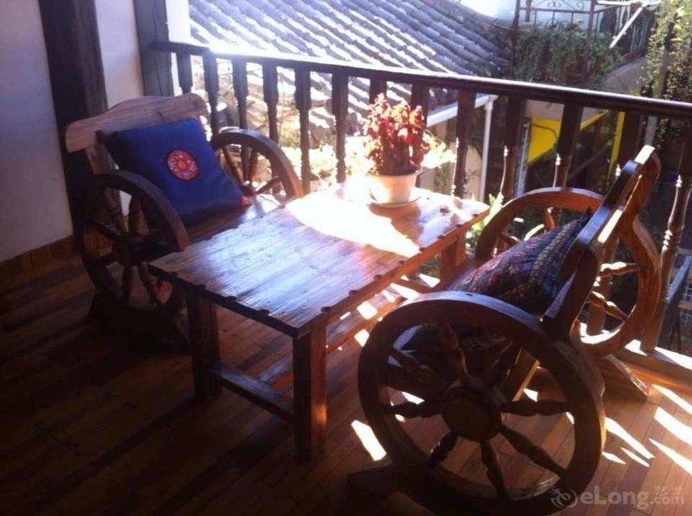 Lijiang Wangjia Courtyard Inn Exterior photo