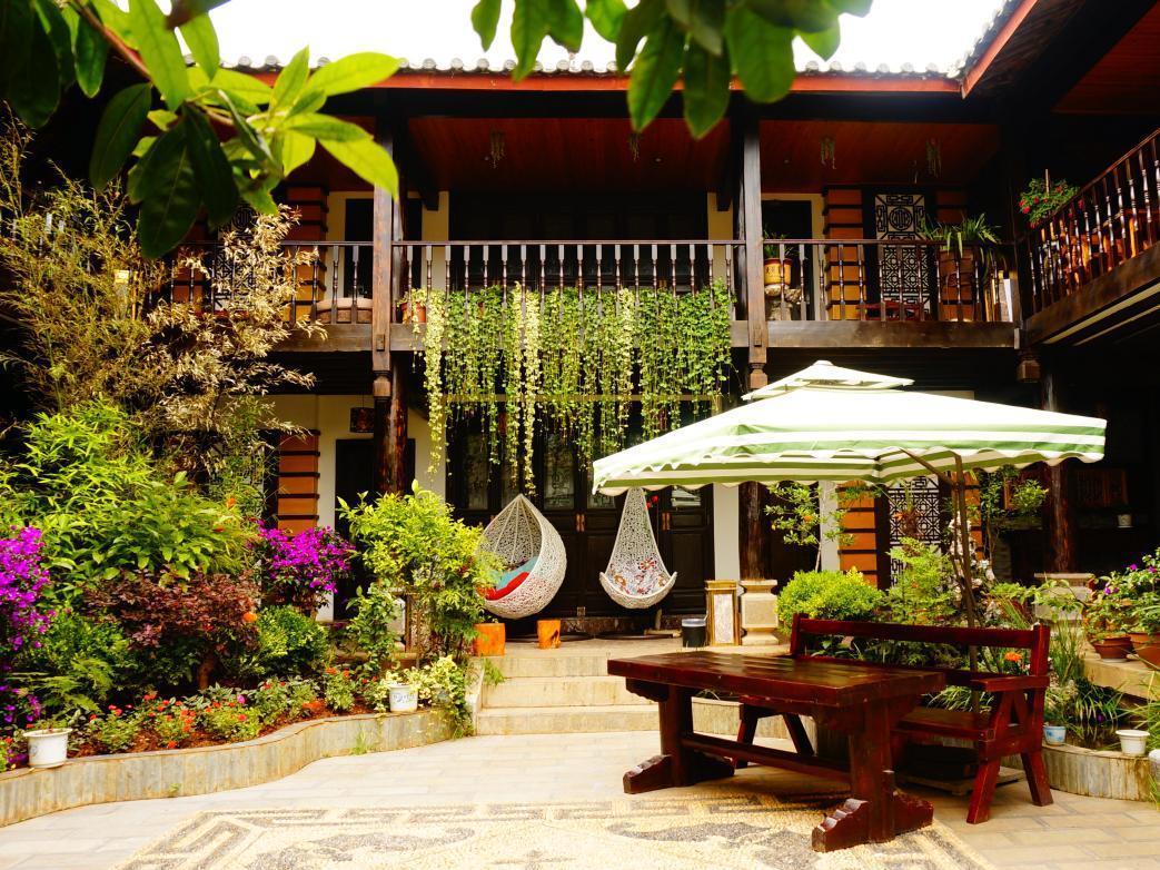 Lijiang Wangjia Courtyard Inn Exterior photo