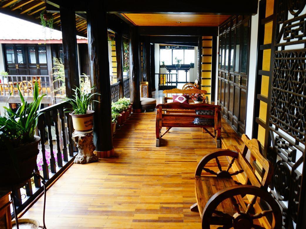 Lijiang Wangjia Courtyard Inn Exterior photo